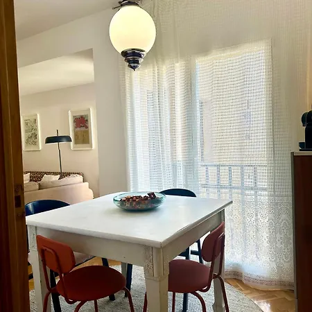 Vut Plaza Del Rastro Apartment *